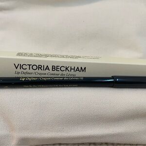 NWT Victoria Beckham Beauty Lip Definer No. 2